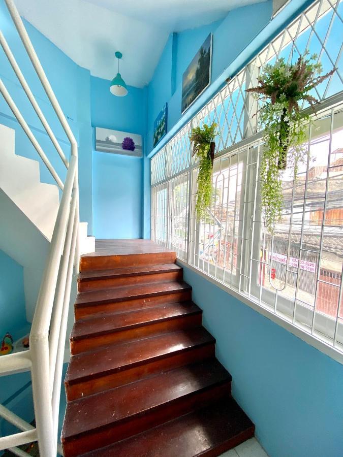 4J Lodge Бангкок Экстерьер фото